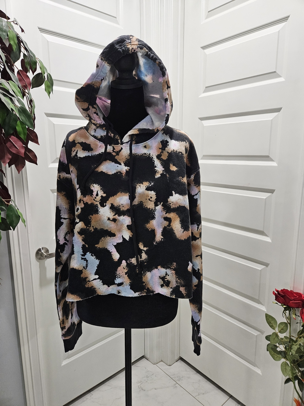 wild fable Black Tie-Dye Cropped Zip Hoodie with Pastel Accents